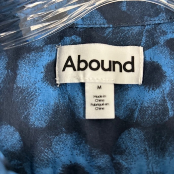 Abound Shirt Button Up Shirt Men's Size M Blue - Black Print Floral Art - Picture 2 of 11